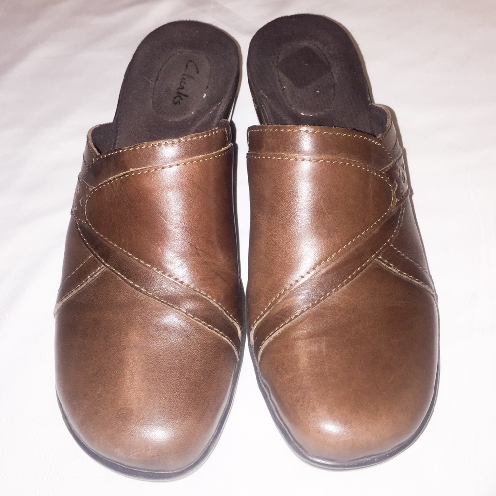 Clarks Women's Brown Leather Slip On Mules Clogs